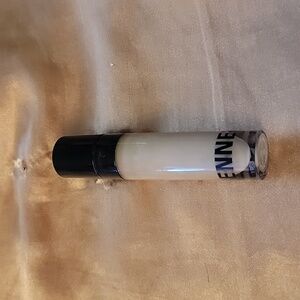 USED ONCE Kylie Jenner Cosmetics Skin Concealer OAK